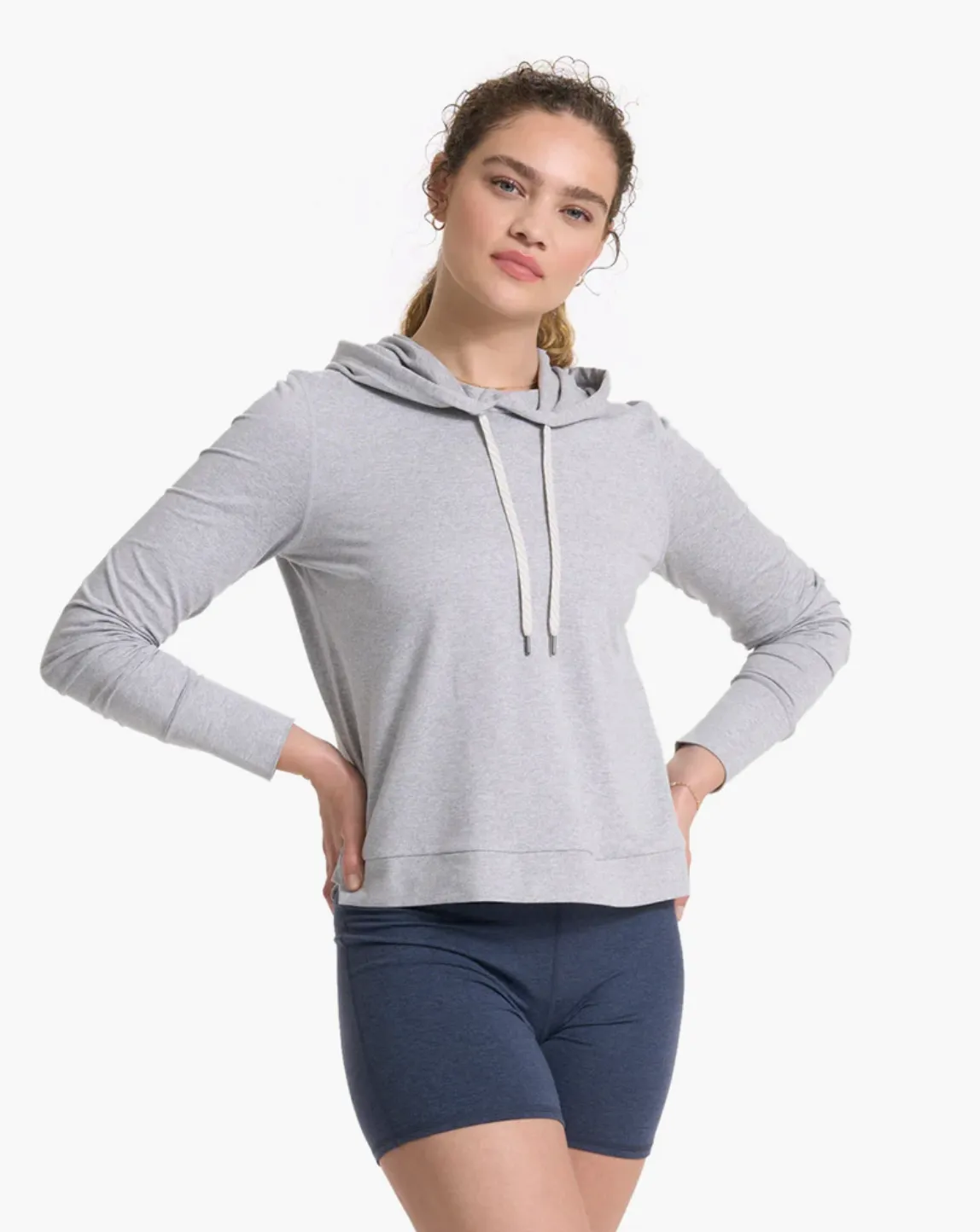 Vuori Women's Halo Essential Hoodie