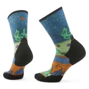 Womens Trail Run Mountain Print Crew Socks Twilight Blue
